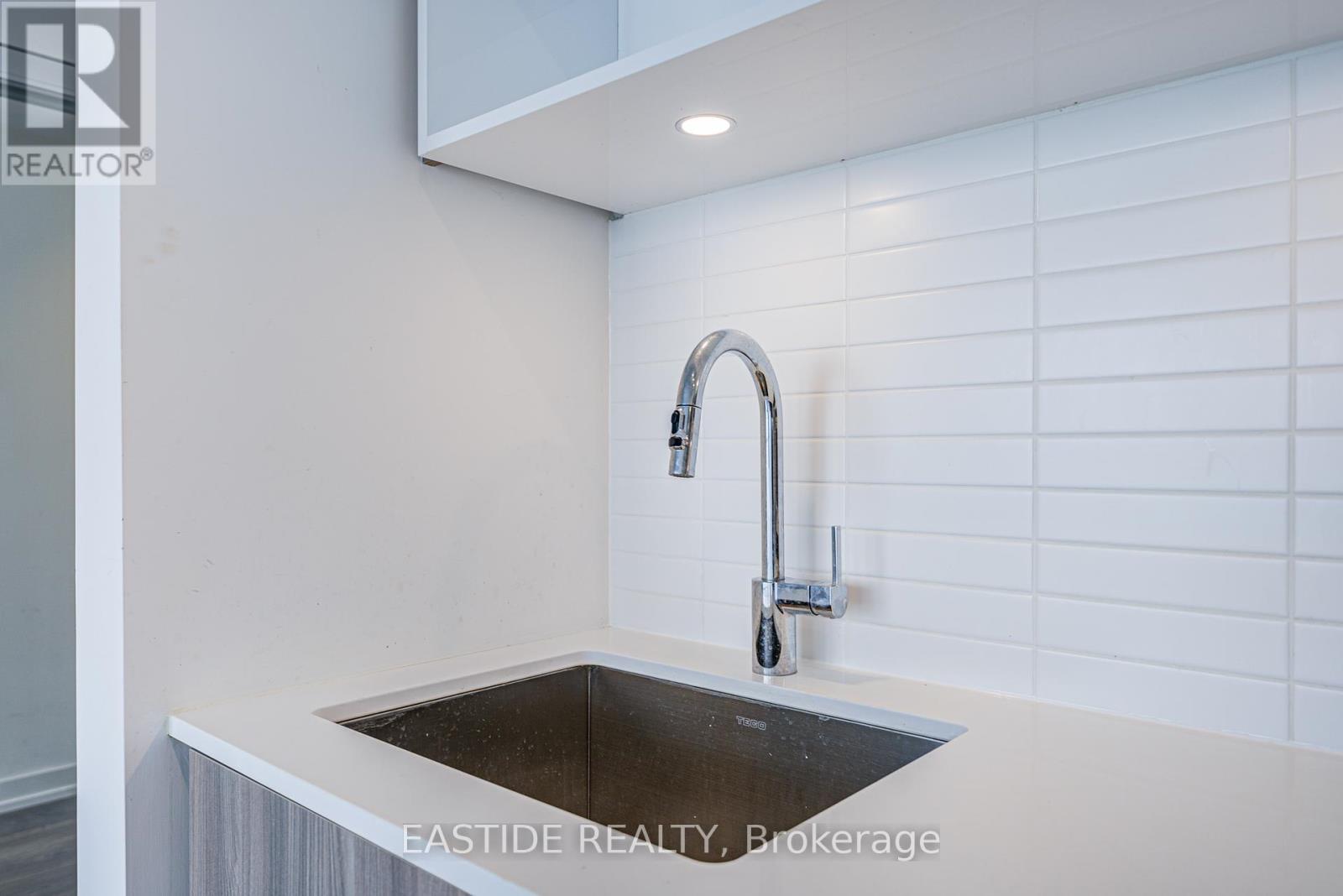 3301 - 159 Wellesley Street E, Toronto, Ontario  M4Y 0H5 - Photo 12 - C12214624