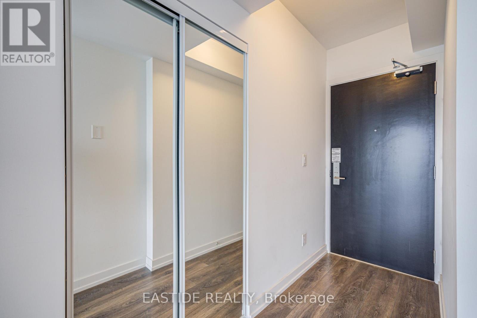 3301 - 159 Wellesley Street E, Toronto, Ontario  M4Y 0H5 - Photo 6 - C12214624