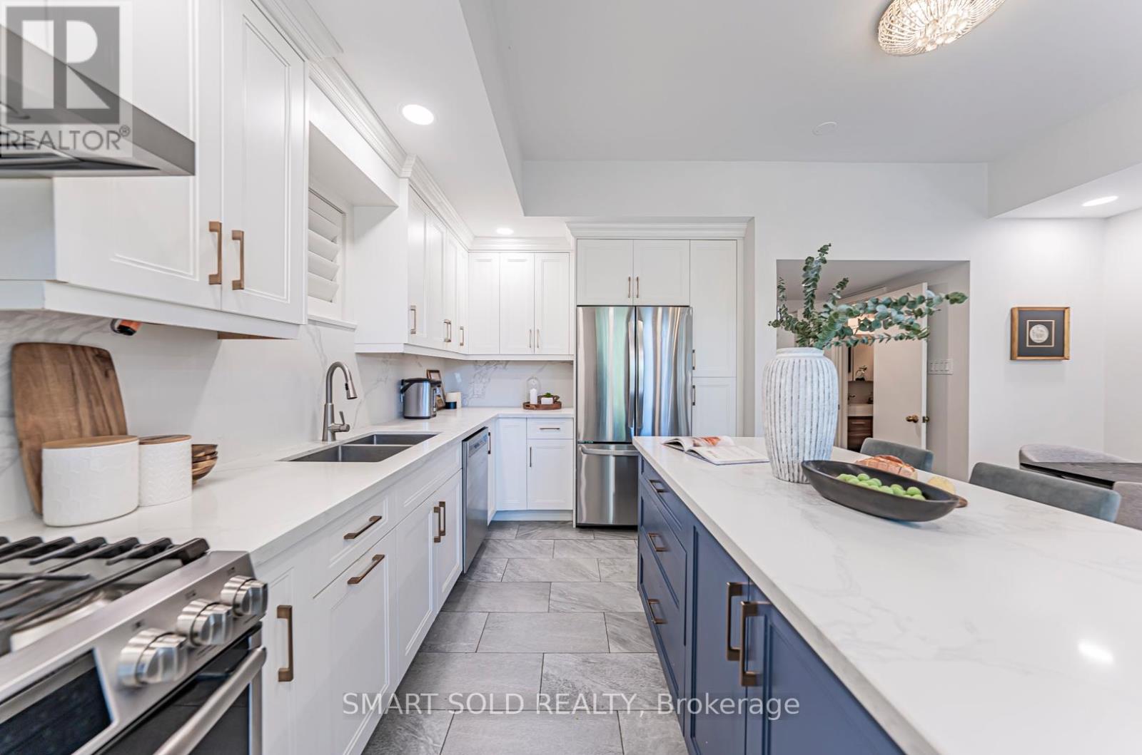 245 Ranleigh Avenue, Toronto (Lawrence Park North), Ontario  M4N 1X3 - Photo 8 - C12214638