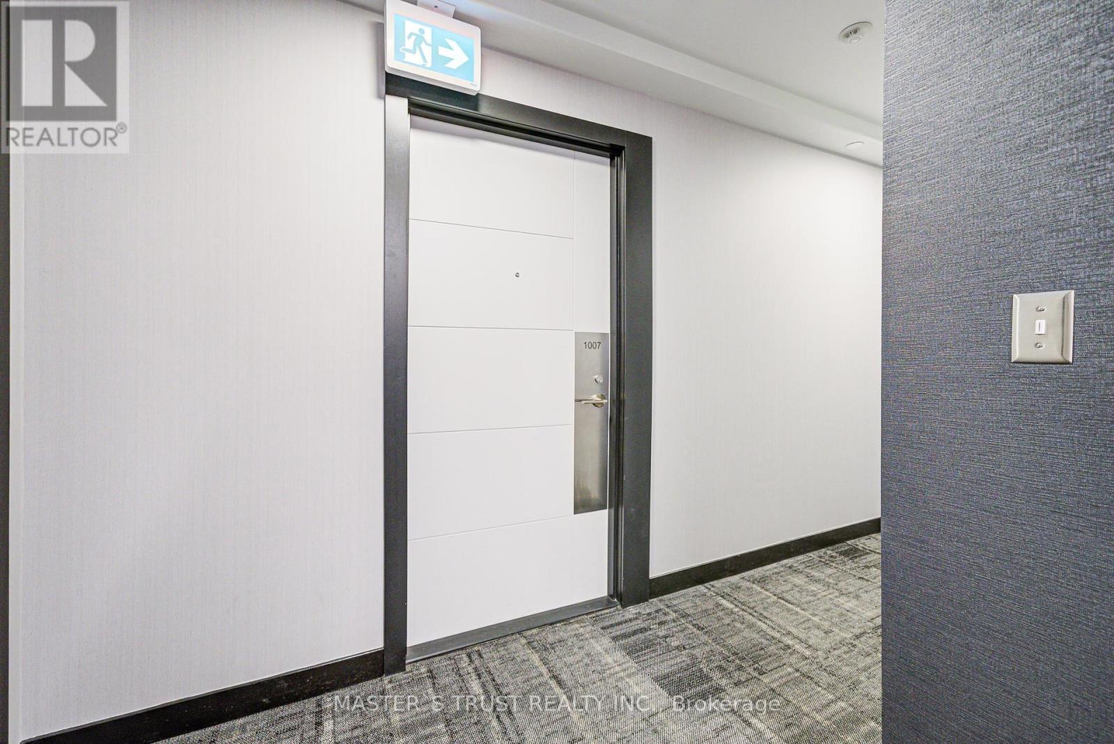 1007 - 203 College Street, Toronto, Ontario  M5T 1P9 - Photo 3 - C12214639