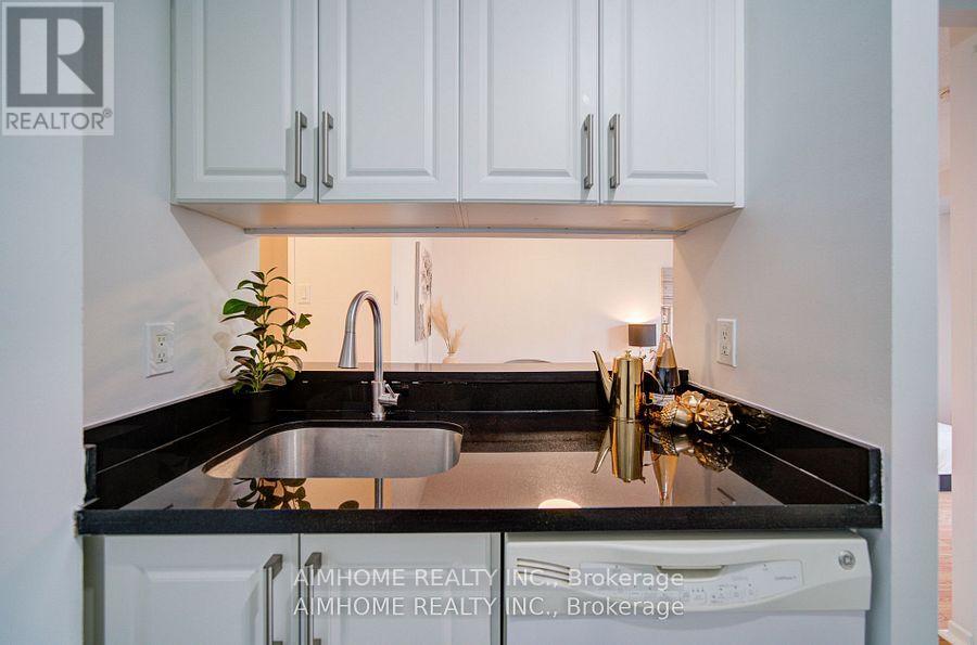 603 - 1055 Bay Street, Toronto, Ontario  M5S 3A3 - Photo 22 - C12214658