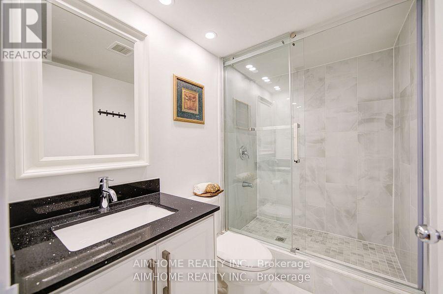 603 - 1055 Bay Street, Toronto, Ontario  M5S 3A3 - Photo 4 - C12214660