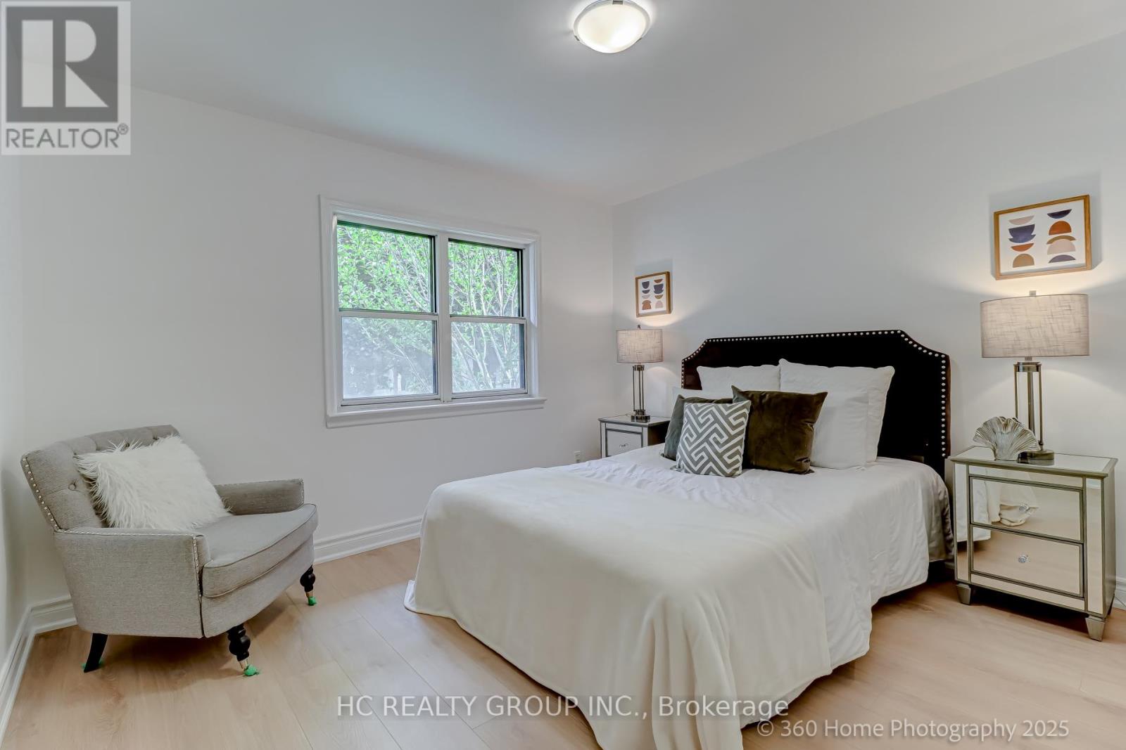 597 Conacher Drive, Toronto, Ontario  M2M 3M9 - Photo 5 - C12214668