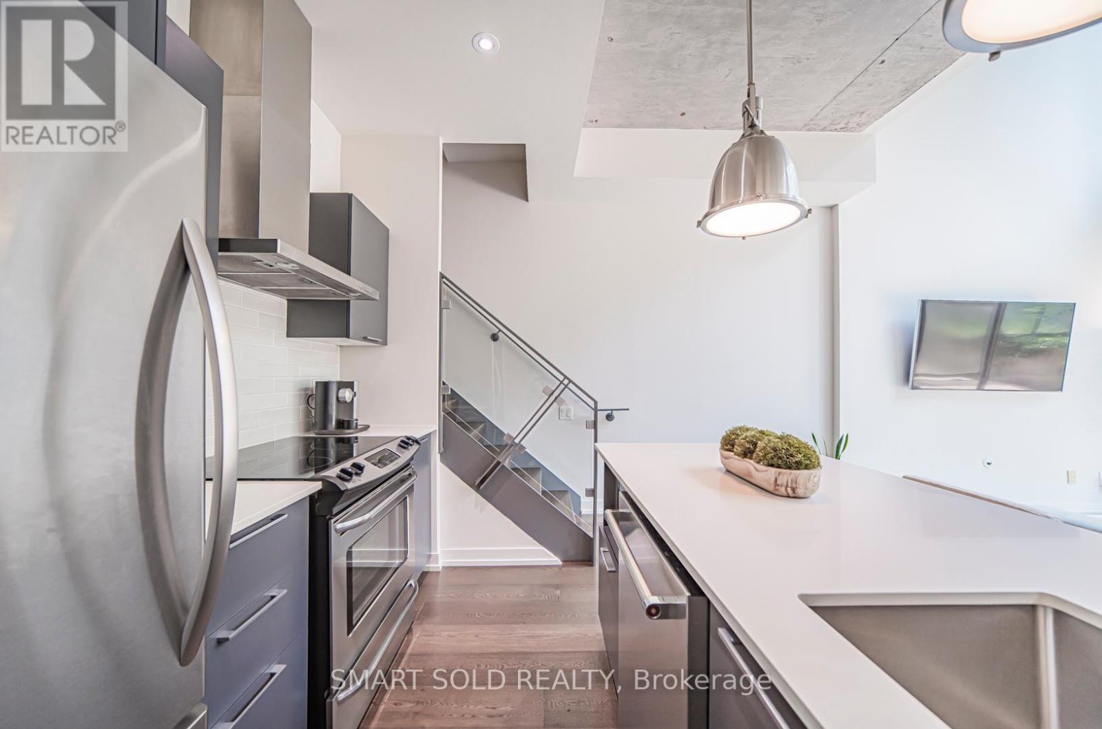 106 - 650 King Street W, Toronto, Ontario  M5V 0H6 - Photo 5 - C12214674