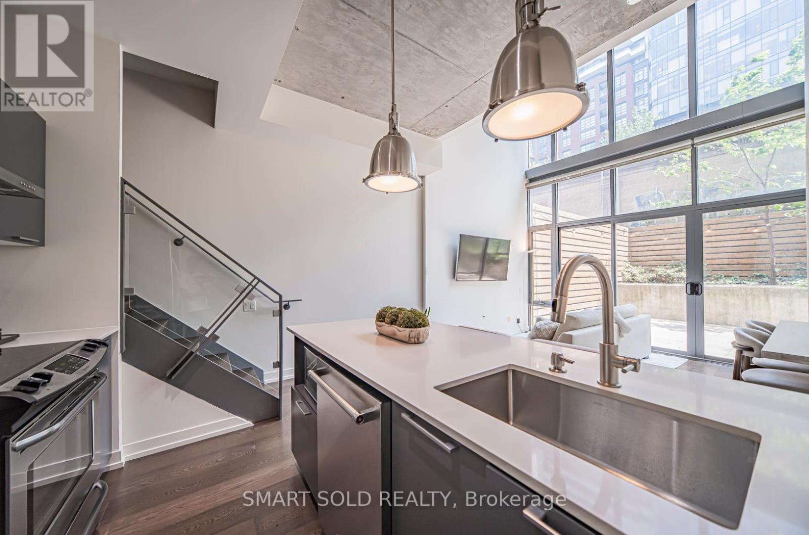106 - 650 King Street W, Toronto, Ontario  M5V 0H6 - Photo 6 - C12214674