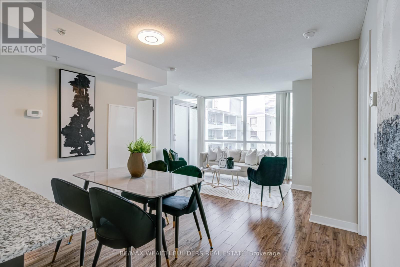1007 - 5740 Yonge Street, Toronto, Ontario  M2M 0B1 - Photo 6 - C12214678