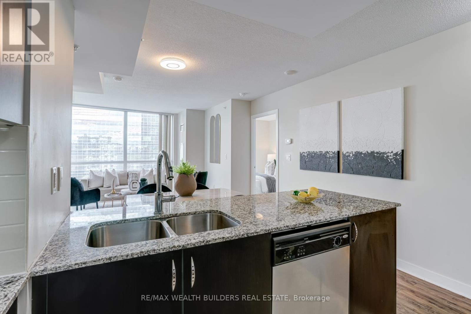1007 - 5740 Yonge Street, Toronto, Ontario  M2M 0B1 - Photo 7 - C12214678