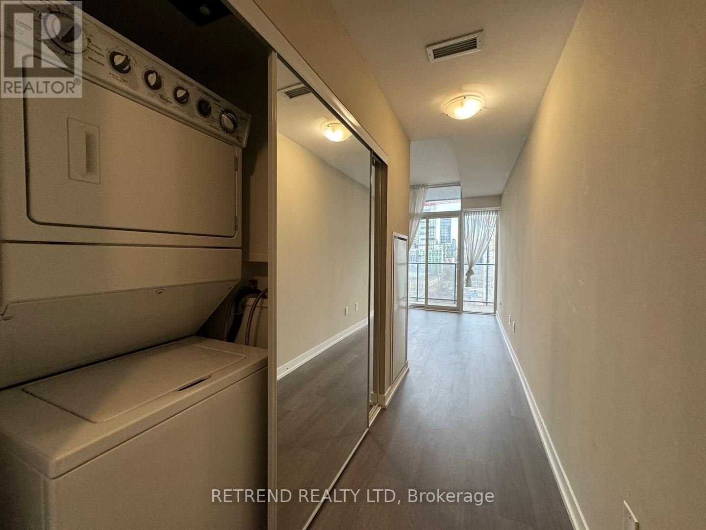 1114 - 105 George Street, Toronto, Ontario  M5A 0L4 - Photo 7 - C12214702