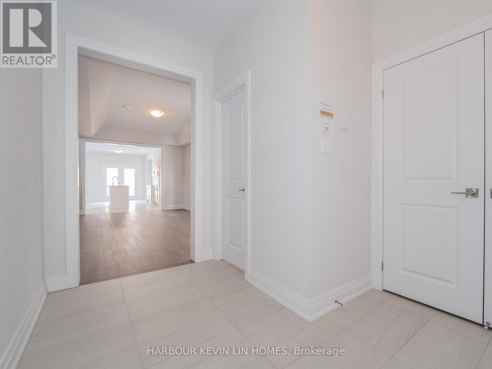 114 Seguin Street, Richmond Hill, Ontario  L4E 1N2 - Photo 8 - N12214630