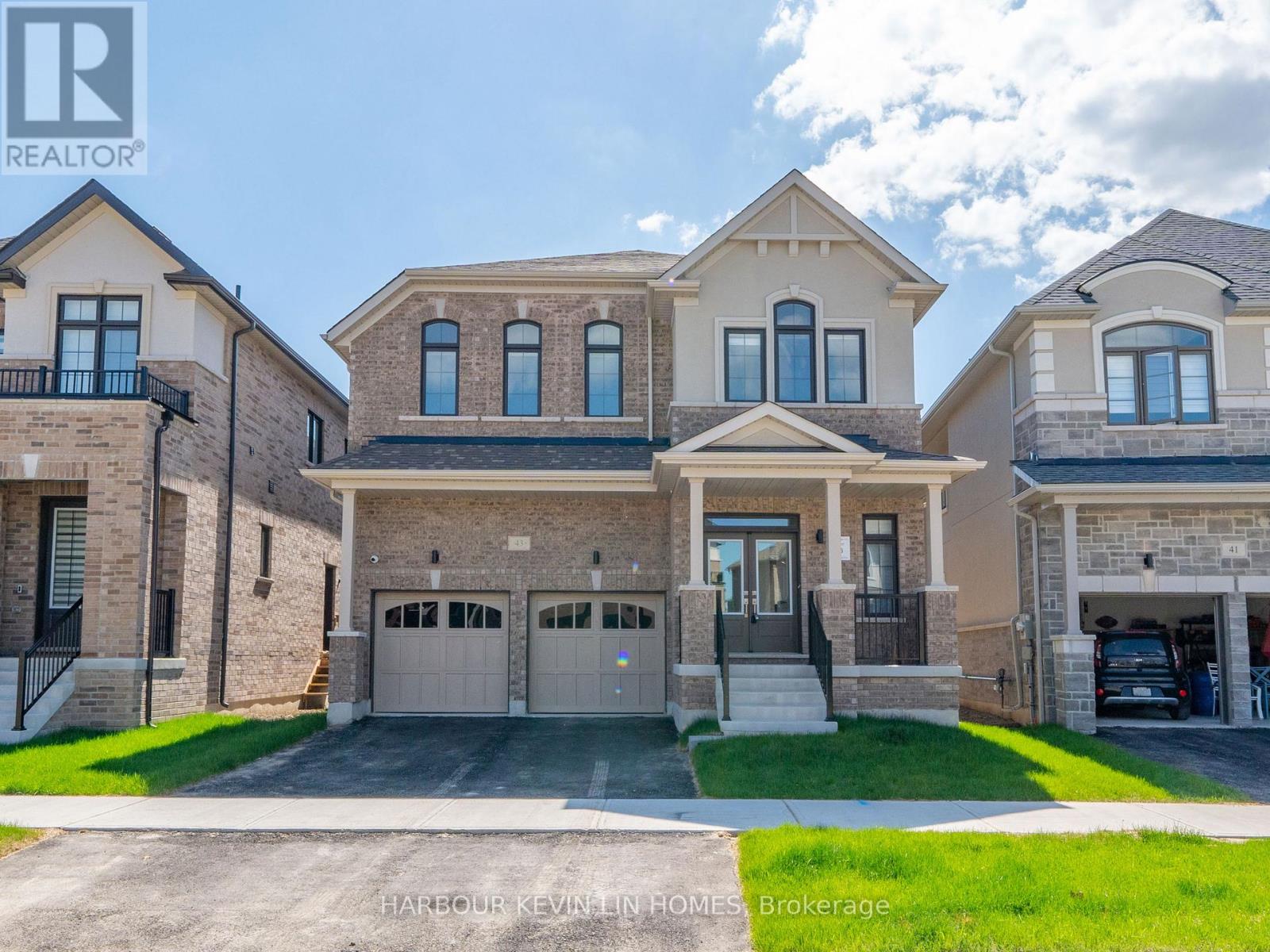 43 DONALD INGRAM CRESCENT, Georgina, Ontario