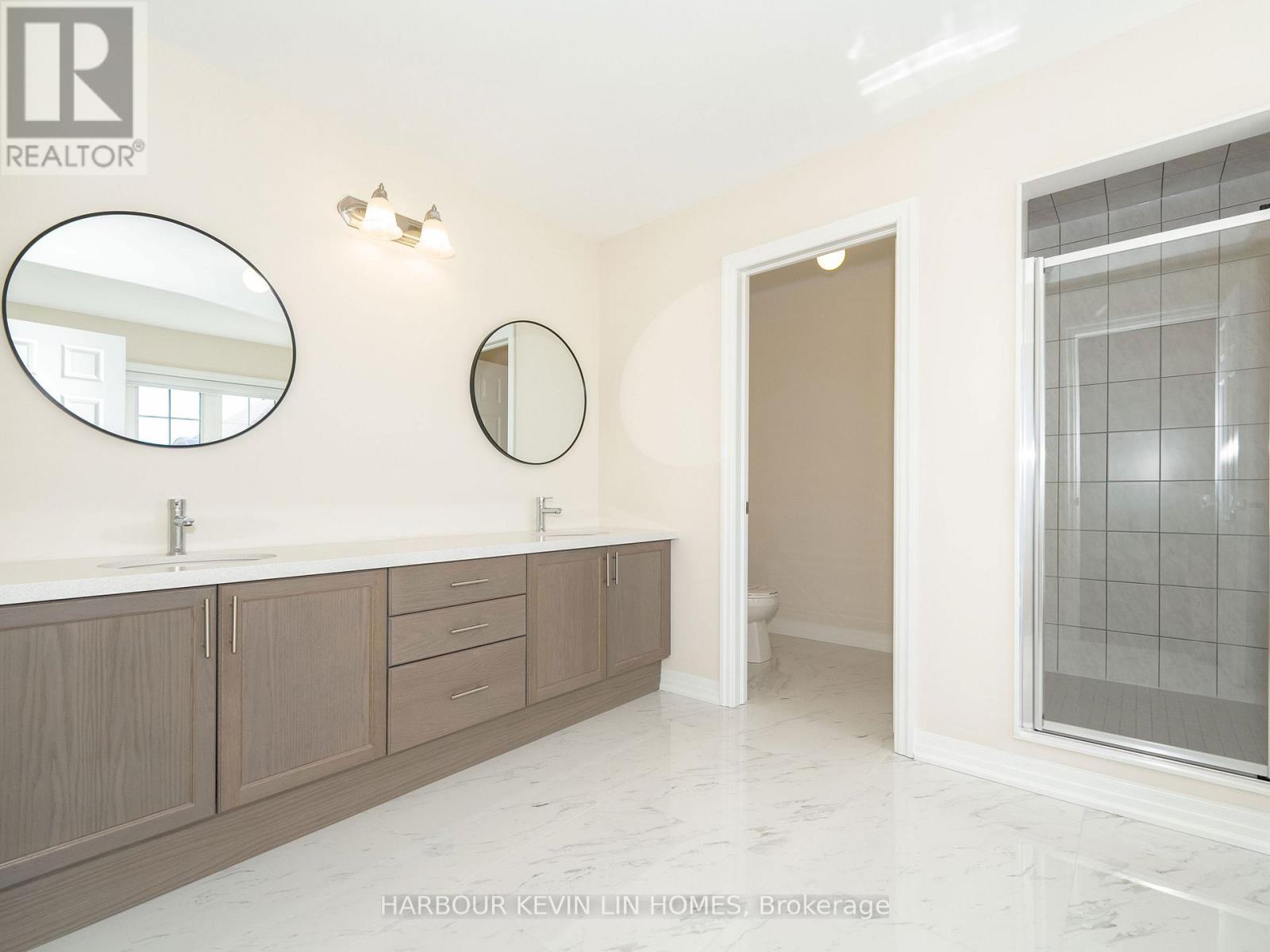 43 Donald Ingram Crescent, Georgina (Keswick North), Ontario  L4P 0S3 - Photo 35 - N12214632