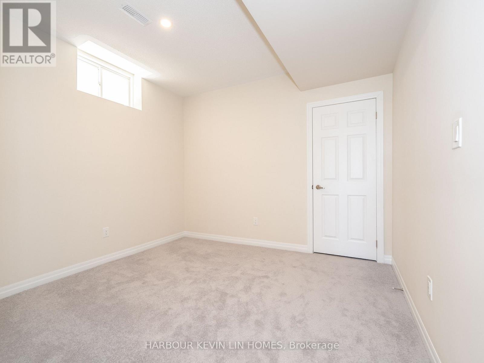 43 Donald Ingram Crescent, Georgina (Keswick North), Ontario  L4P 0S3 - Photo 37 - N12214632
