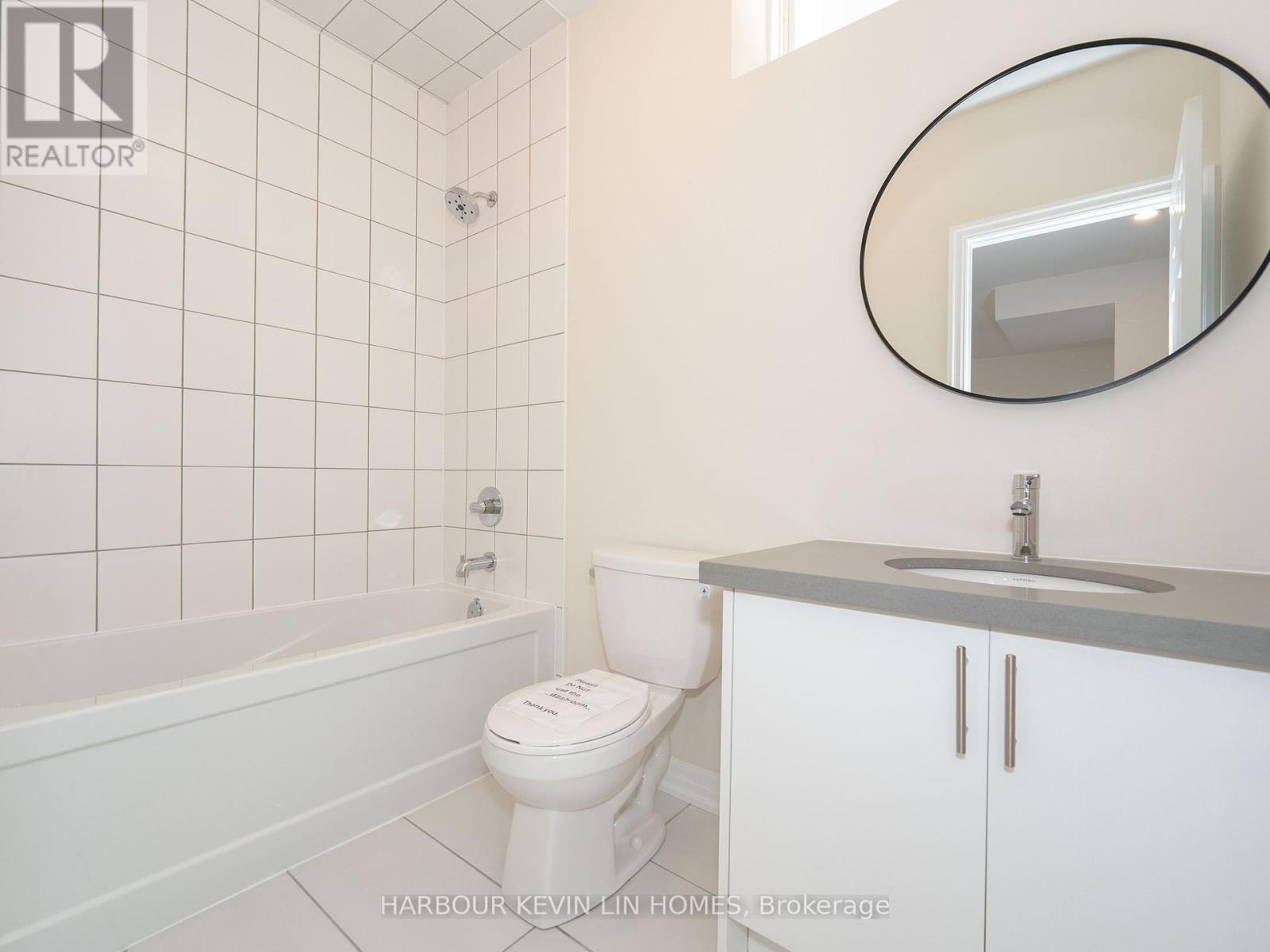 43 Donald Ingram Crescent, Georgina (Keswick North), Ontario  L4P 0S3 - Photo 38 - N12214632