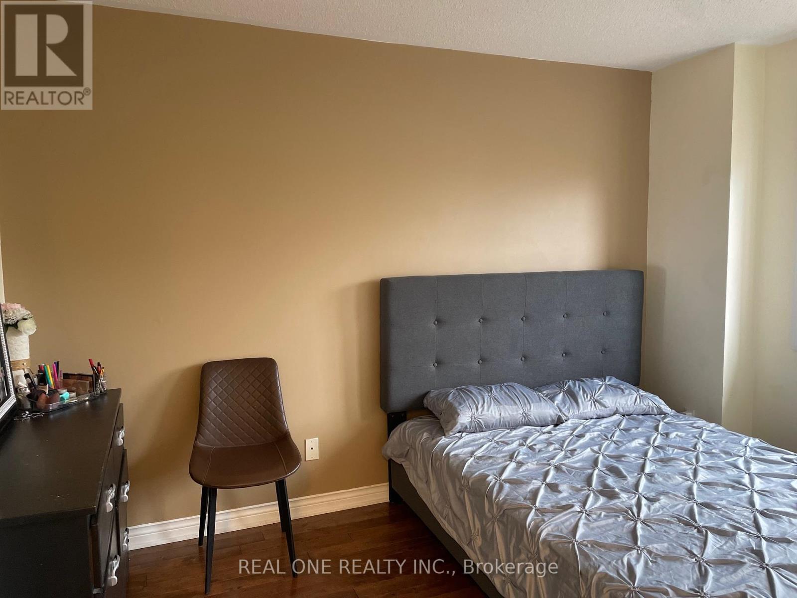 96 Ruby Crescent, Richmond Hill, Ontario  L4S 2H2 - Photo 11 - N12214633
