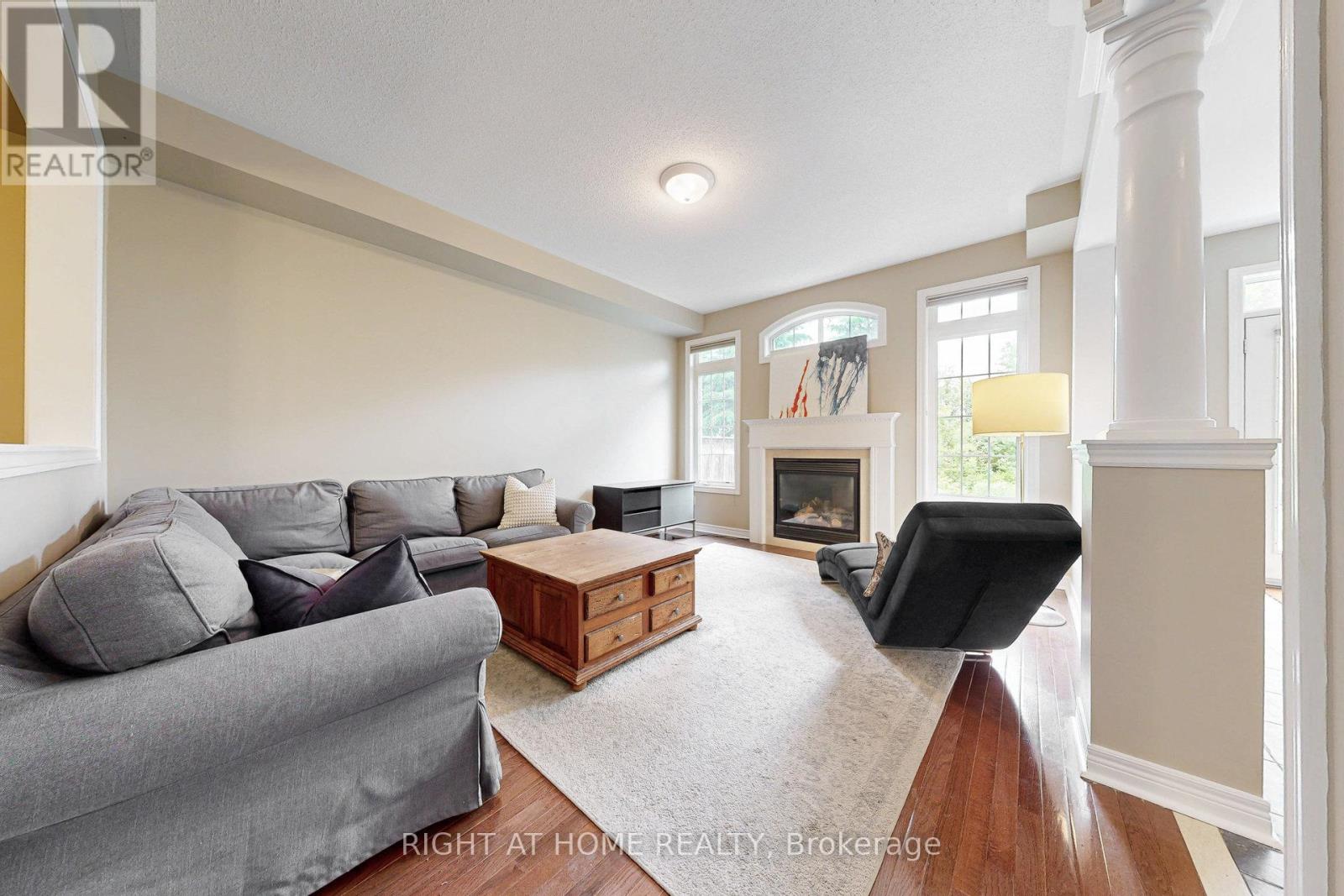 41 - 280 Paradelle Drive, Richmond Hill, Ontario  L4E 0E1 - Photo 5 - N12214642