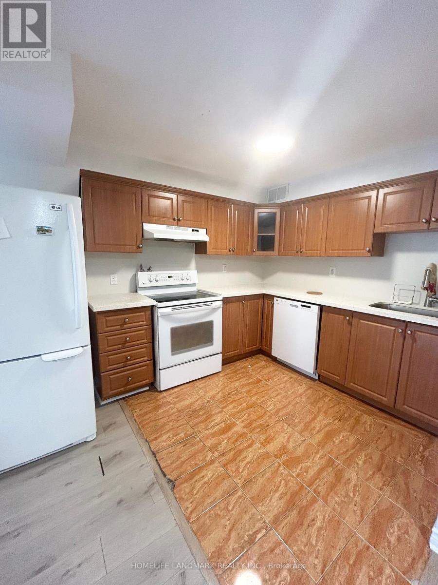 80 Purcell Crescent, Vaughan, Ontario  L6A 3C6 - Photo 2 - N12214650