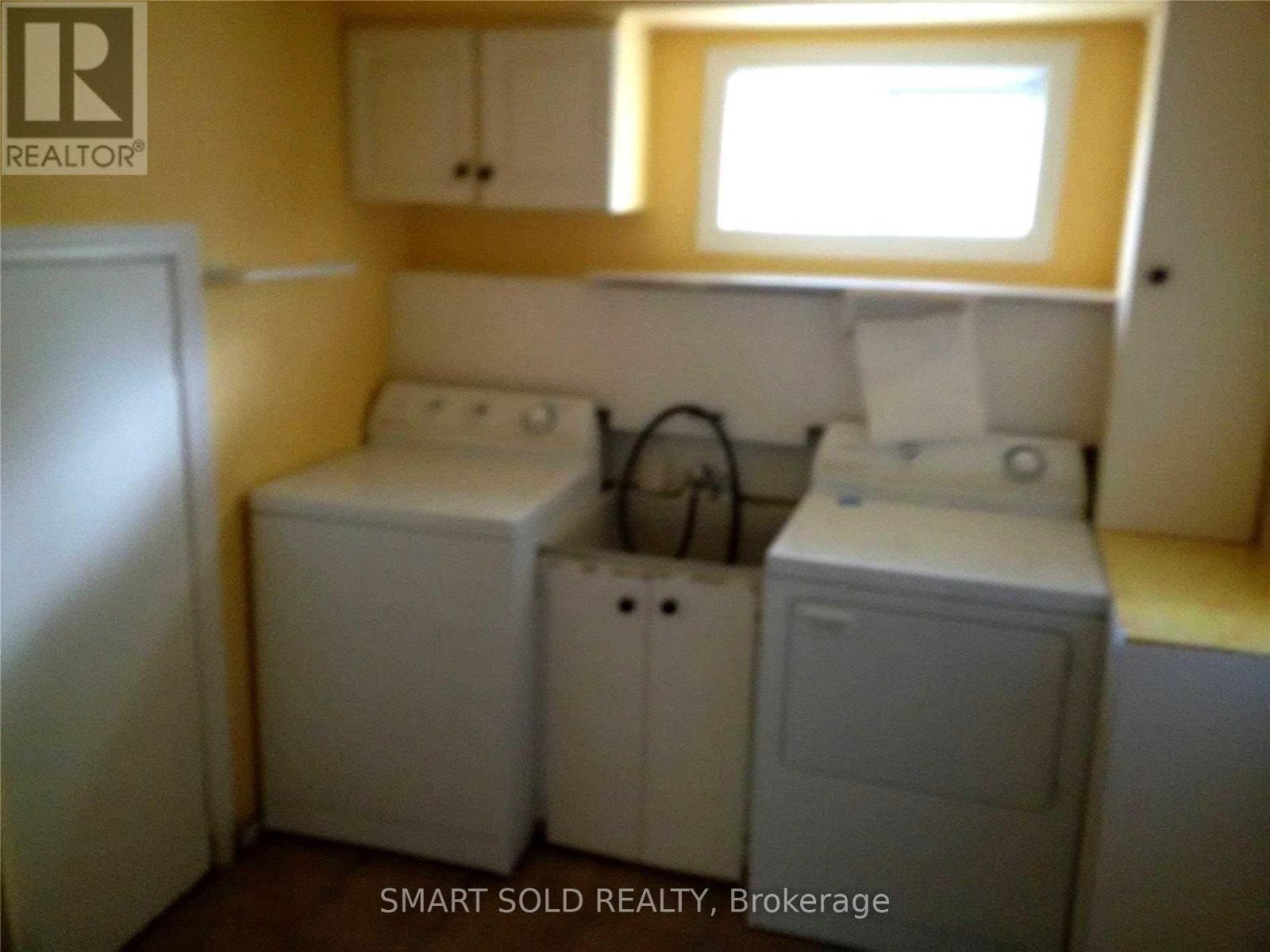 407 Oceanside Avenue, Richmond Hill, Ontario  L4C 2Z7 - Photo 12 - N12214651