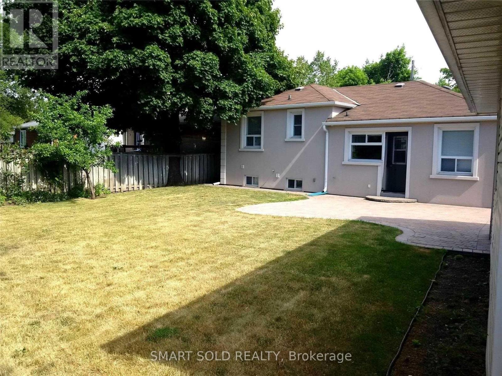 407 Oceanside Avenue, Richmond Hill, Ontario  L4C 2Z7 - Photo 4 - N12214651