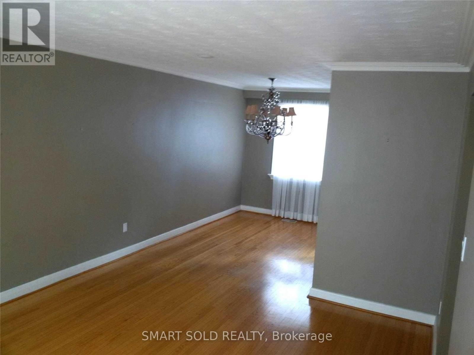 407 Oceanside Avenue, Richmond Hill, Ontario  L4C 2Z7 - Photo 5 - N12214651