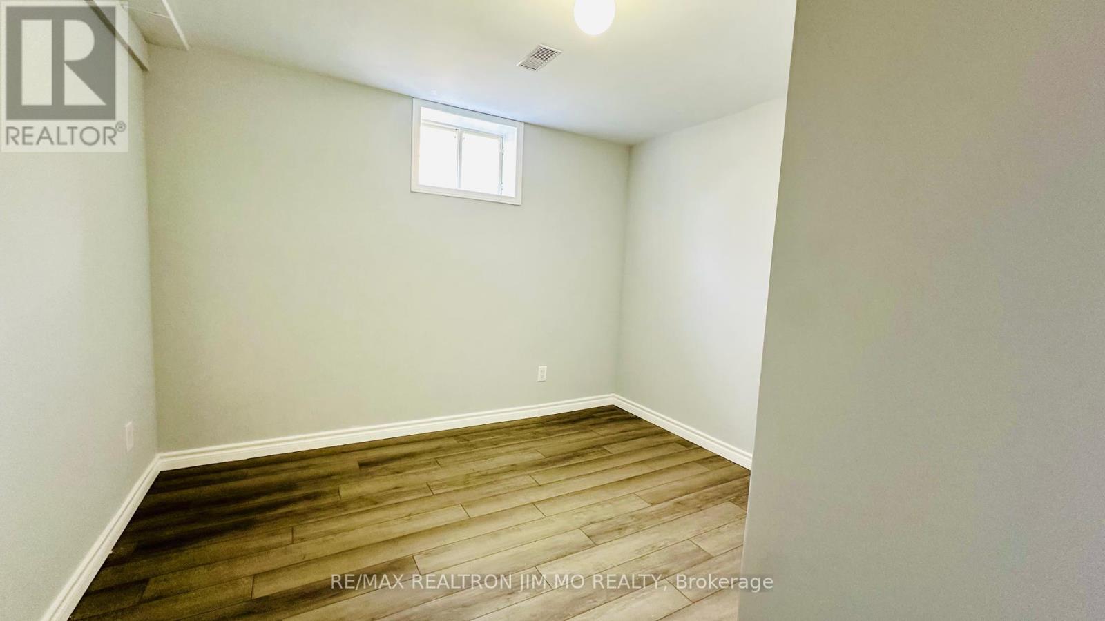 Lower - 288 Parkwood Avenue, Georgina, Ontario  L4P 2X3 - Photo 21 - N12214671