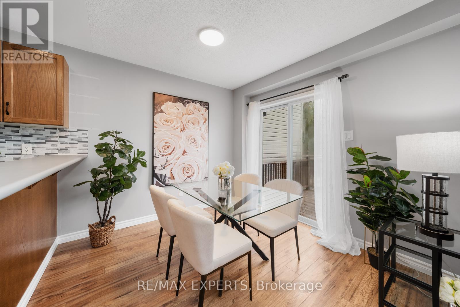89 Parkside Crescent, Essa, Ontario  L3W 0K9 - Photo 11 - N12214682