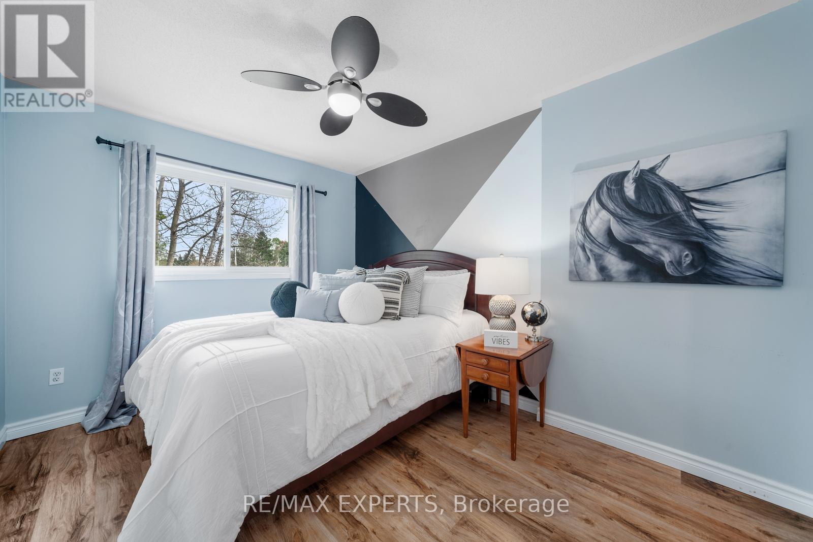 89 Parkside Crescent, Essa, Ontario  L3W 0K9 - Photo 14 - N12214682