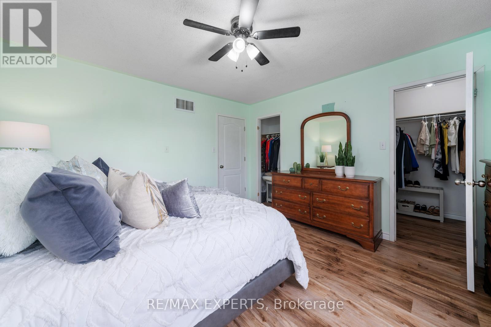 89 Parkside Crescent, Essa, Ontario  L3W 0K9 - Photo 17 - N12214682
