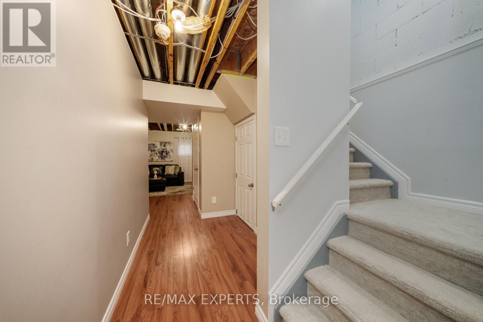 89 Parkside Crescent, Essa, Ontario  L3W 0K9 - Photo 20 - N12214682