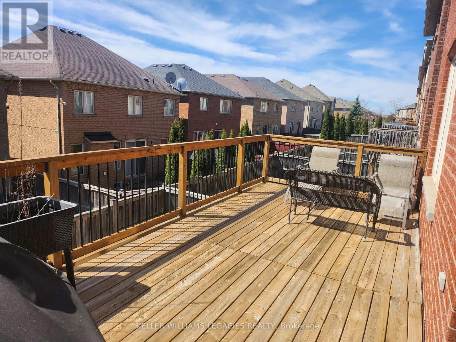 17 Mansard Drive, Richmond Hill, Ontario  L4E 0L8 - Photo 32 - N12214685