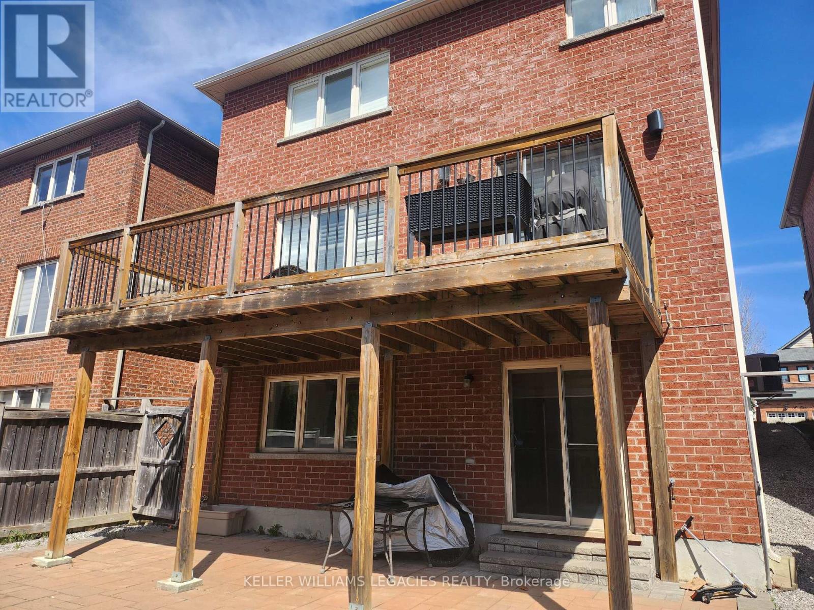 17 Mansard Drive, Richmond Hill, Ontario  L4E 0L8 - Photo 33 - N12214685