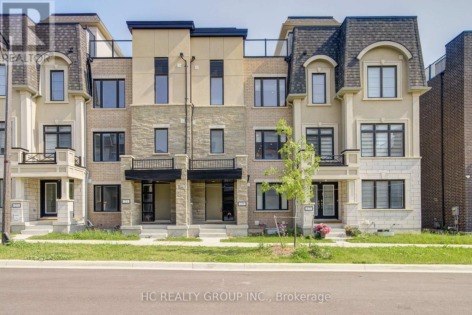 19 GUARDHOUSE CRESCENT, Markham, Ontario