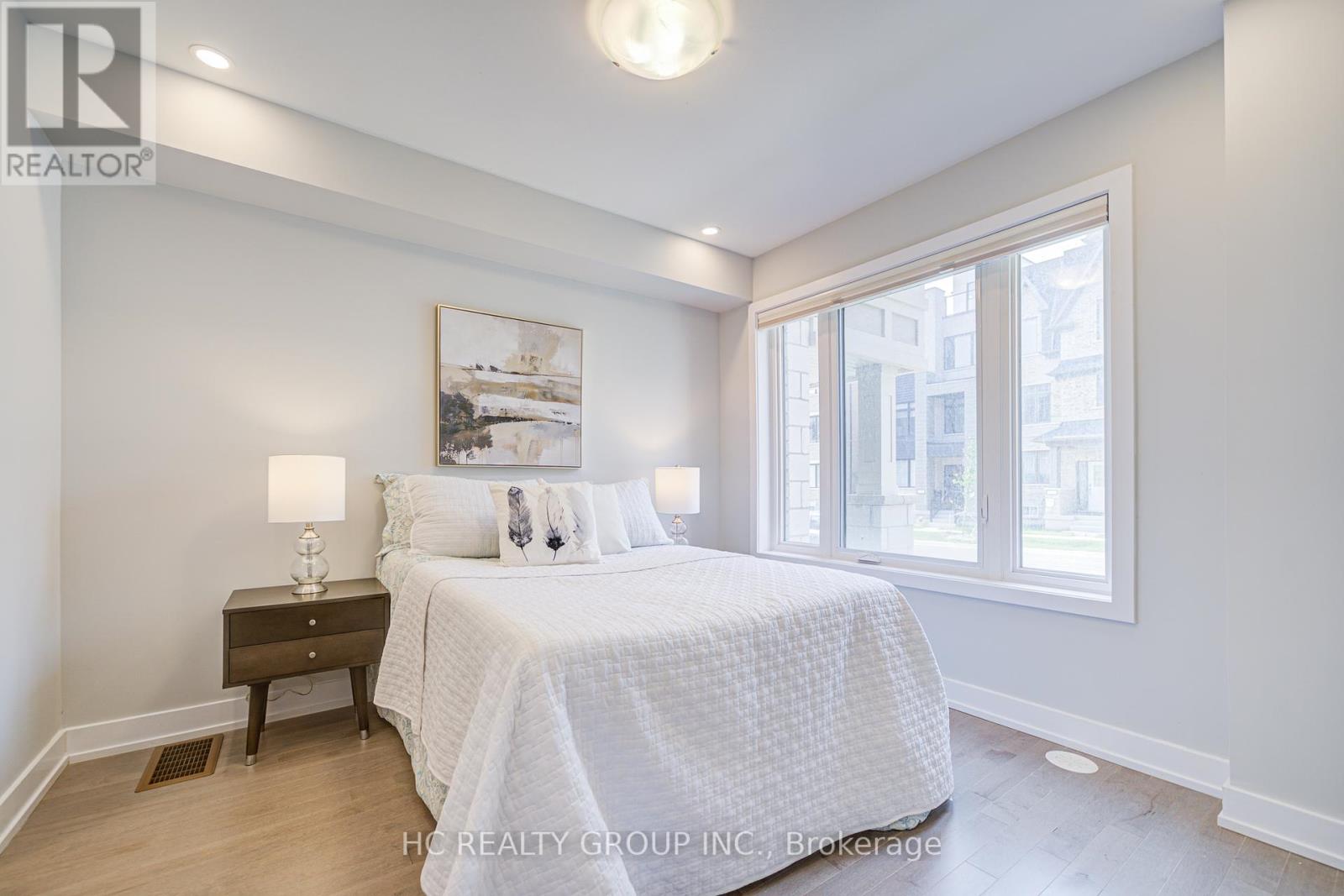 19 Guardhouse Crescent, Markham, Ontario  L6C 3J7 - Photo 32 - N12214700