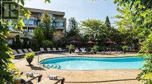 155 Vacation Inn Drive, Collingwood, Ontario  L9Y 5G4 - Photo 14 - S12214641