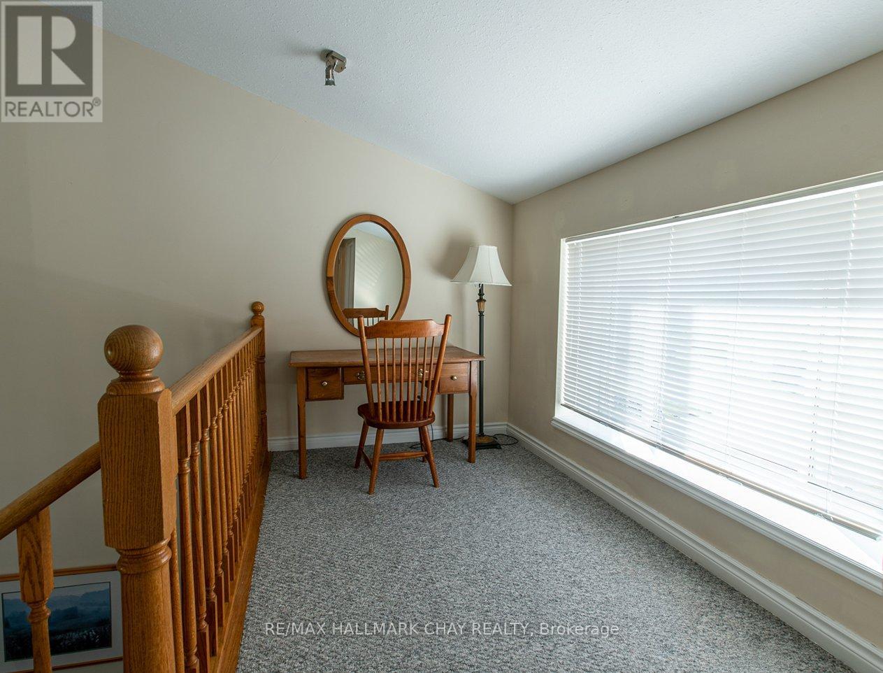 155 Vacation Inn Drive, Collingwood, Ontario  L9Y 5G4 - Photo 8 - S12214641