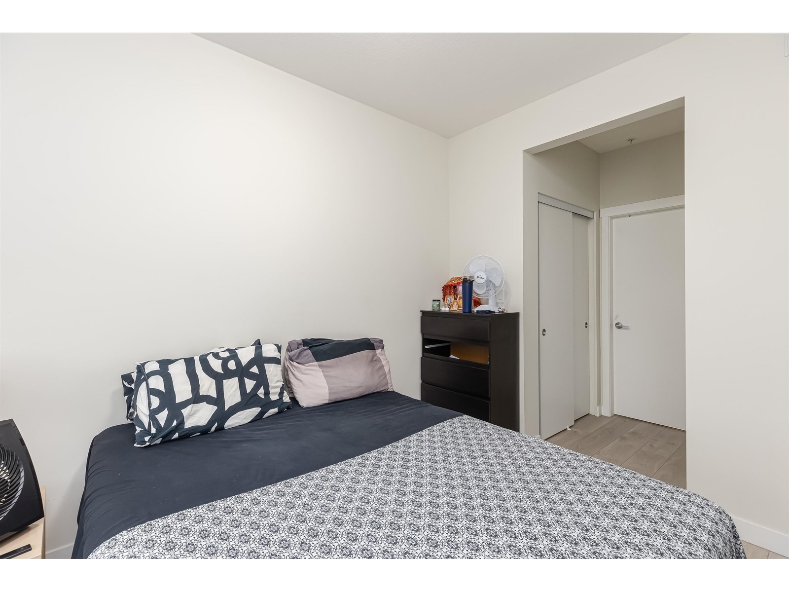 406 10838 Whalley Boulevard, Surrey, British Columbia  V3R 0G8 - Photo 13 - R2970911