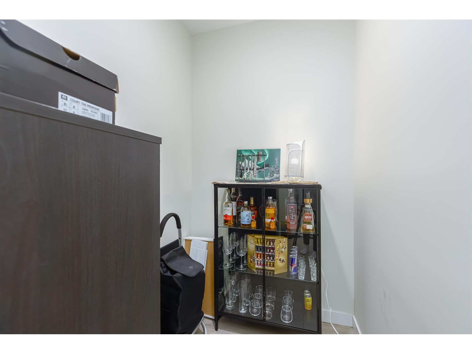 406 10838 Whalley Boulevard, Surrey, British Columbia  V3R 0G8 - Photo 16 - R2970911