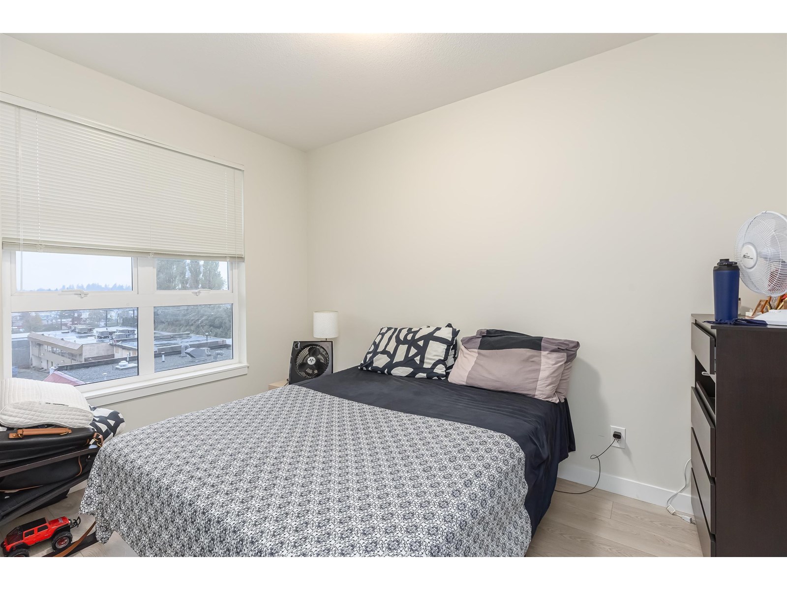 406 10838 Whalley Boulevard, Surrey, British Columbia  V3R 0G8 - Photo 12 - R2970911