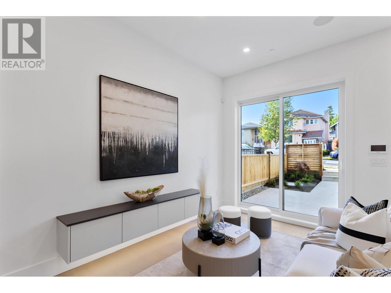 1 2864 E Georgia Street, Vancouver, British Columbia  V5K 2K4 - Photo 4 - R3014479