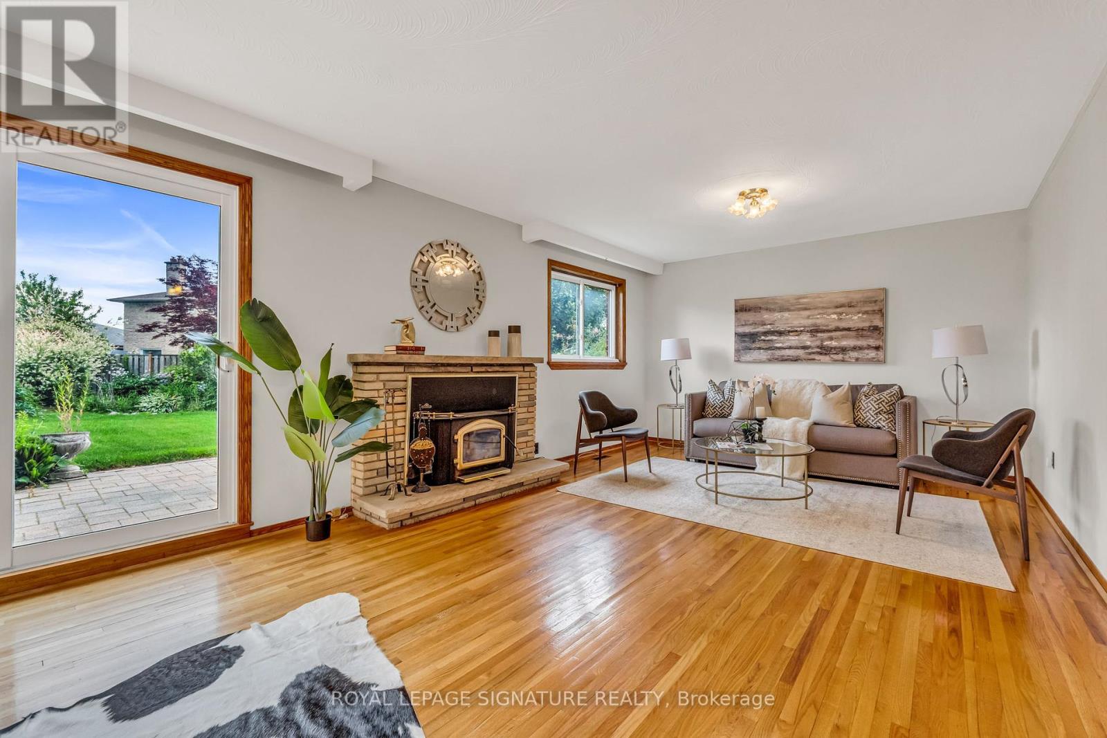 7 West Wareside Road, Toronto, Ontario  M9C 3H9 - Photo 17 - W12214631