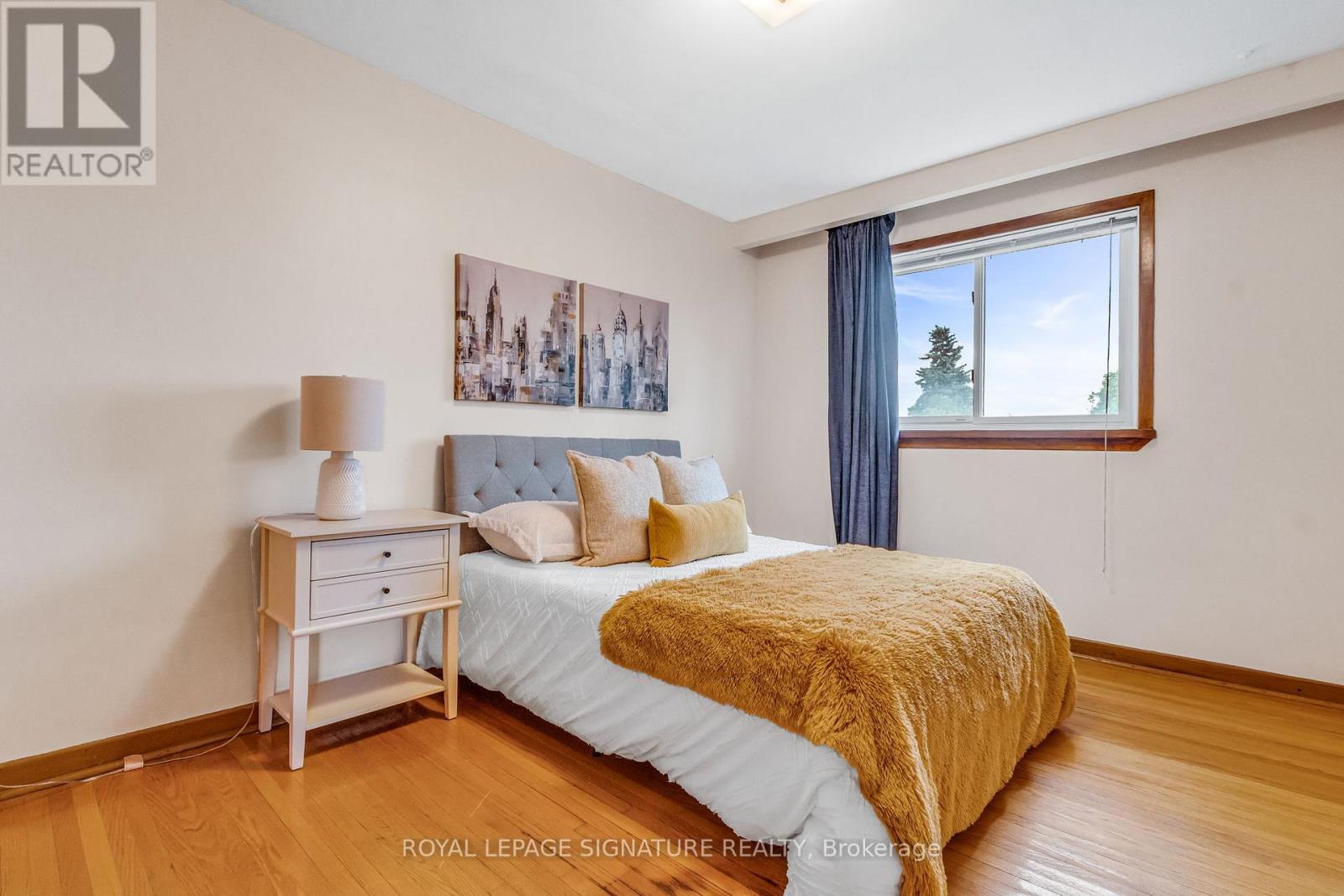 7 West Wareside Road, Toronto, Ontario  M9C 3H9 - Photo 25 - W12214631
