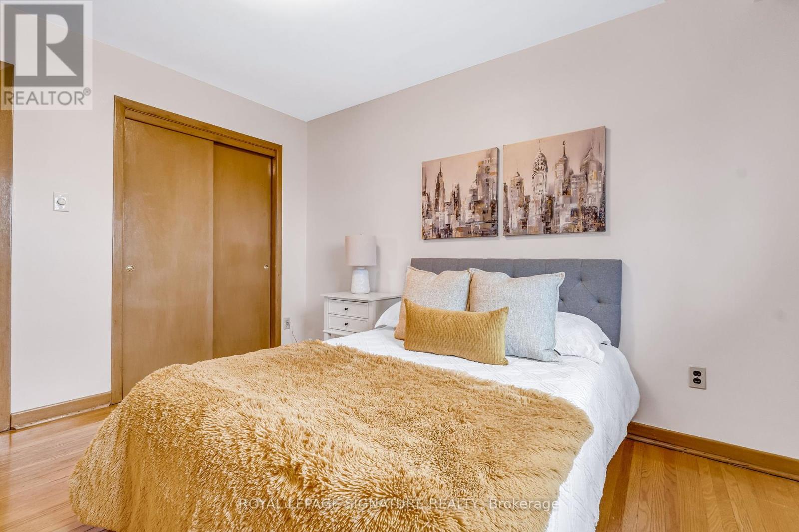 7 West Wareside Road, Toronto, Ontario  M9C 3H9 - Photo 26 - W12214631