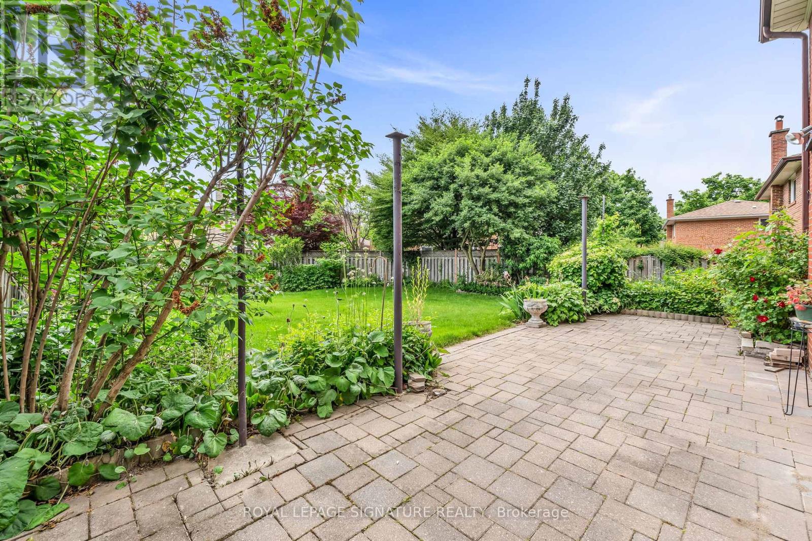 7 West Wareside Road, Toronto, Ontario  M9C 3H9 - Photo 27 - W12214631