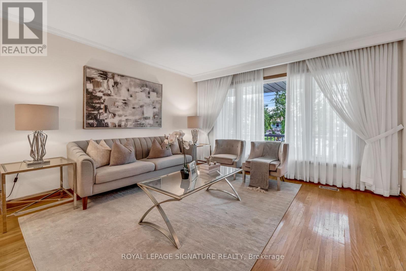 7 West Wareside Road, Toronto, Ontario  M9C 3H9 - Photo 5 - W12214631