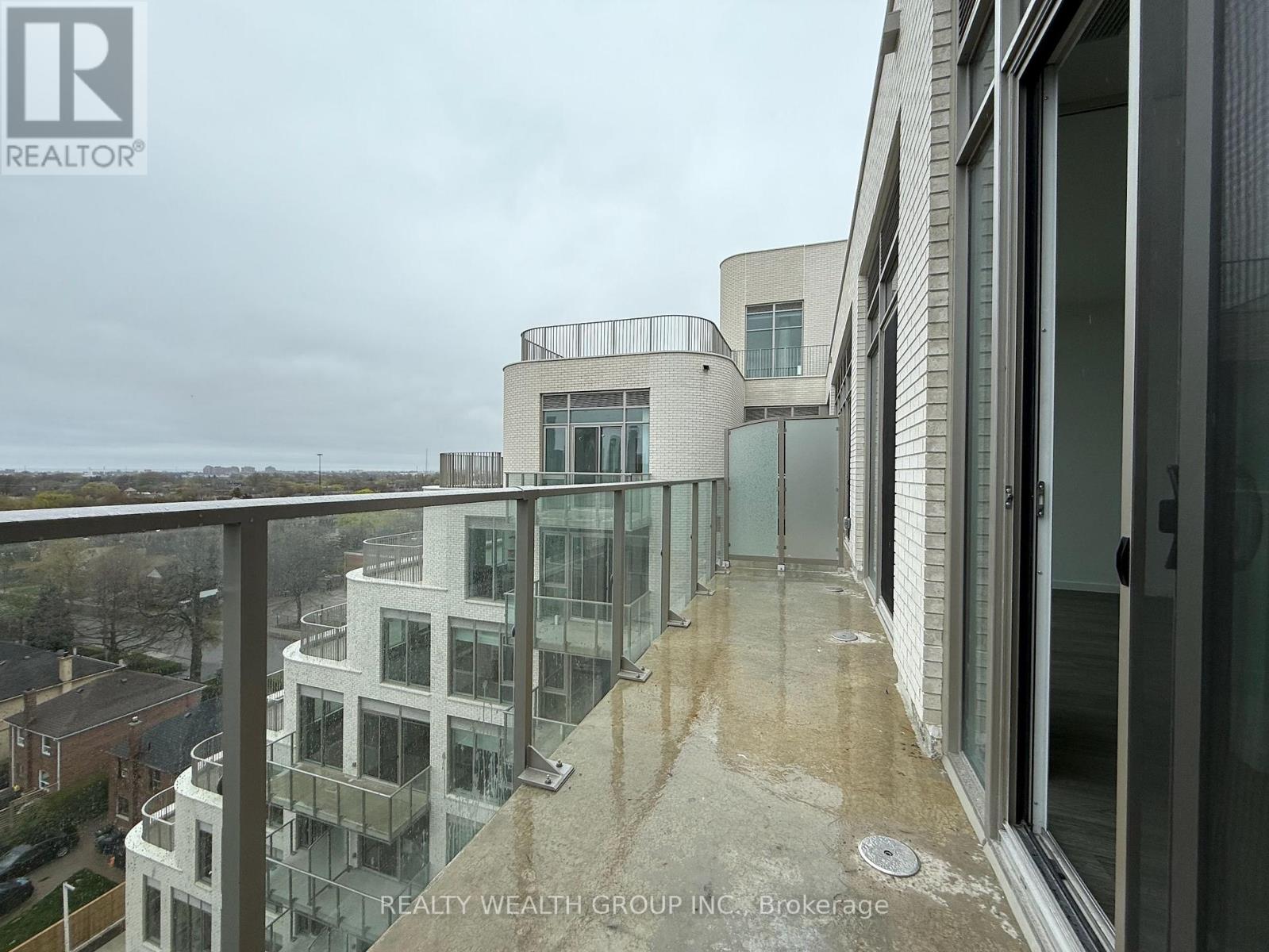 Ph803 - 689 The Queensway, Toronto, Ontario  M8Y 1L1 - Photo 10 - W12214647