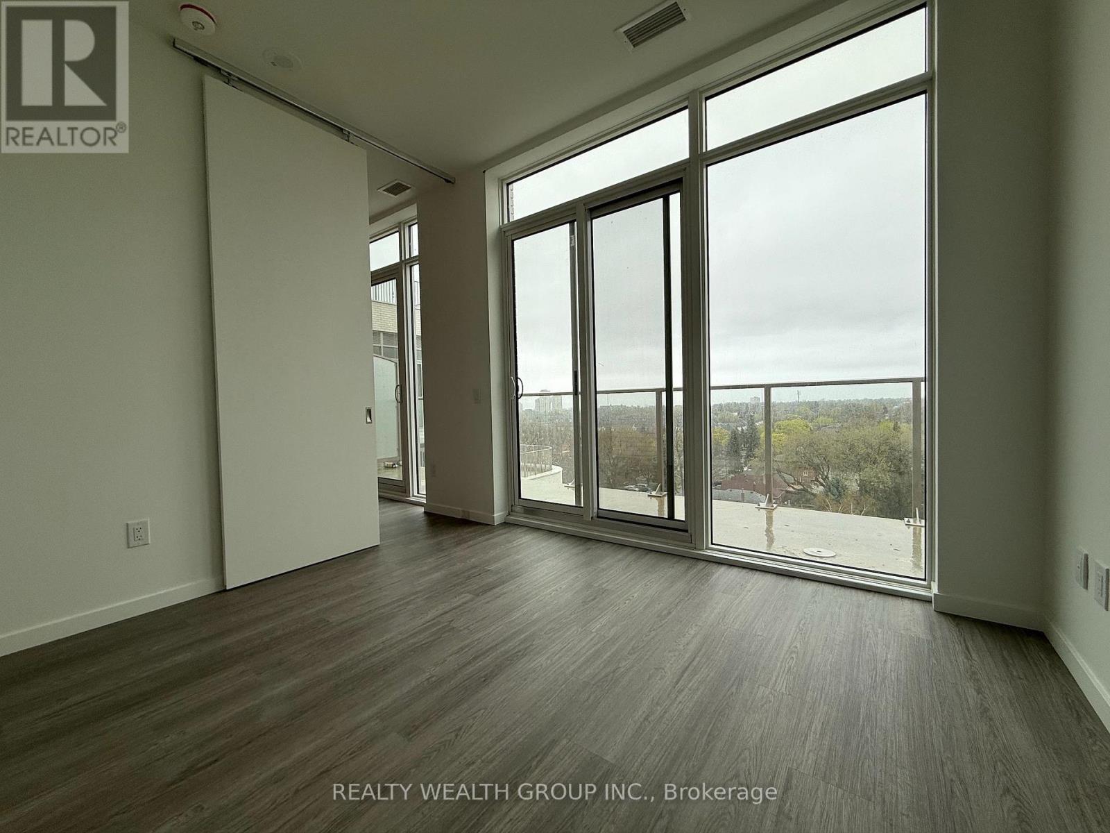 Ph803 - 689 The Queensway, Toronto, Ontario  M8Y 1L1 - Photo 13 - W12214647