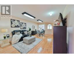 11 CAVERSHAM DRIVE, Brampton, Ontario