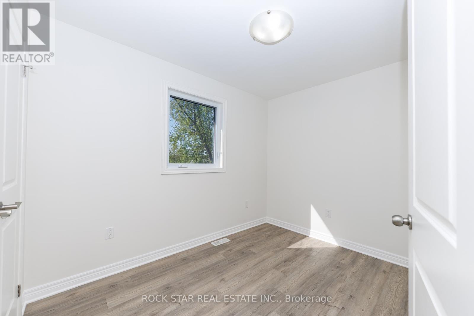 52b Merigold Street, St. Catharines, Ontario  L2S 2N5 - Photo 10 - X12214635