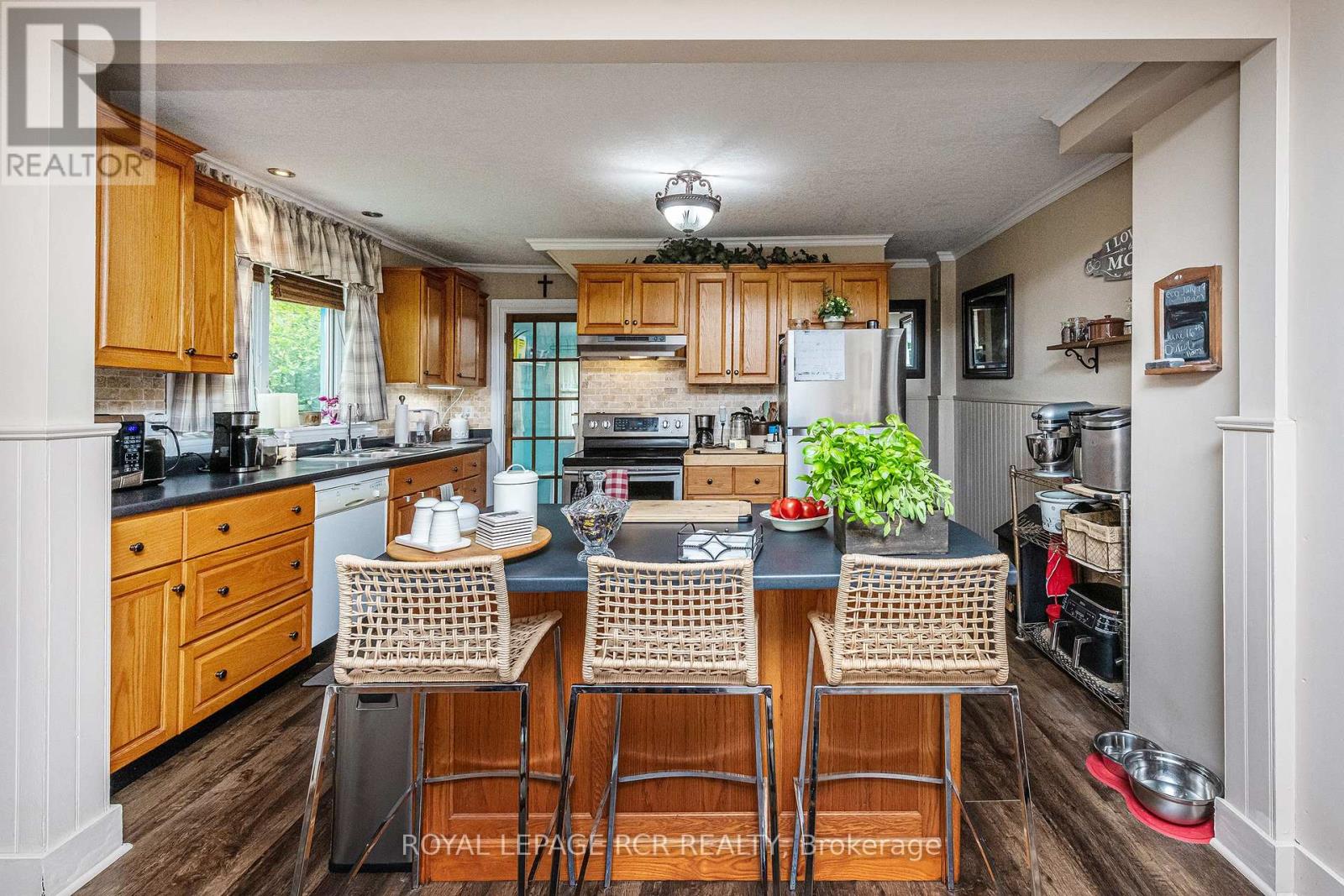 96 Dundas Street W, Blandford-Blenheim, Ontario  N0J 1V0 - Photo 11 - X12214662