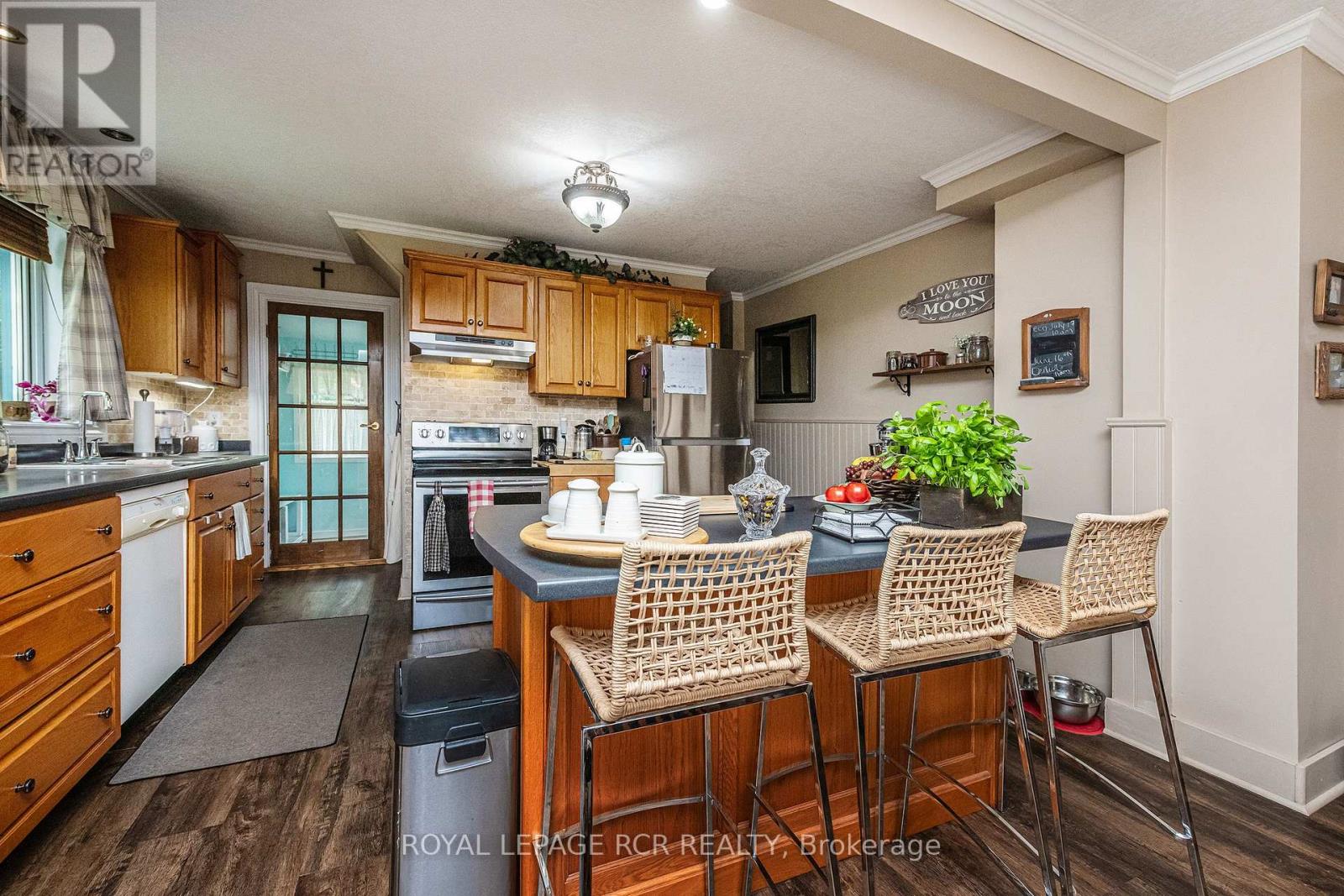 96 Dundas Street W, Blandford-Blenheim, Ontario  N0J 1V0 - Photo 13 - X12214662