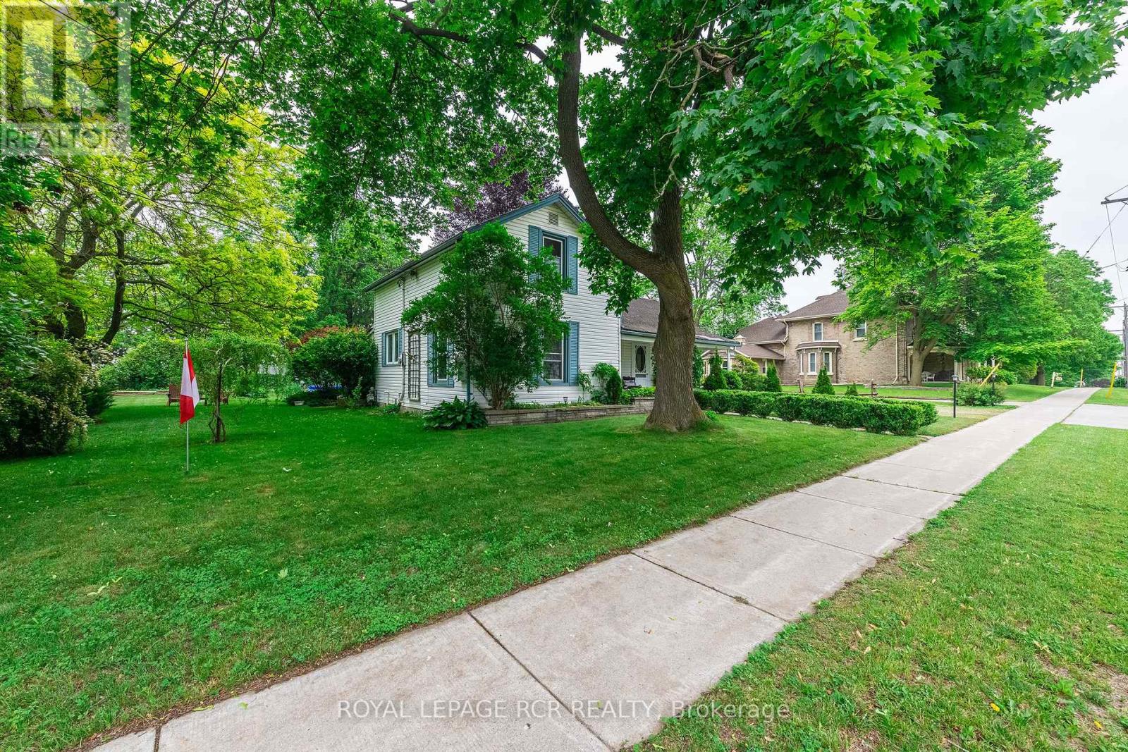 96 Dundas Street W, Blandford-Blenheim, Ontario  N0J 1V0 - Photo 2 - X12214662